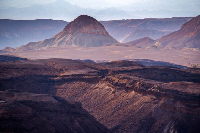 Вид на Махтеш-Рамон, израильская пустыня Негев