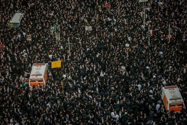 Ультраортодоксы на «Марше миллиона» против призыва в армию. Иерусалим, 30 октября 2025