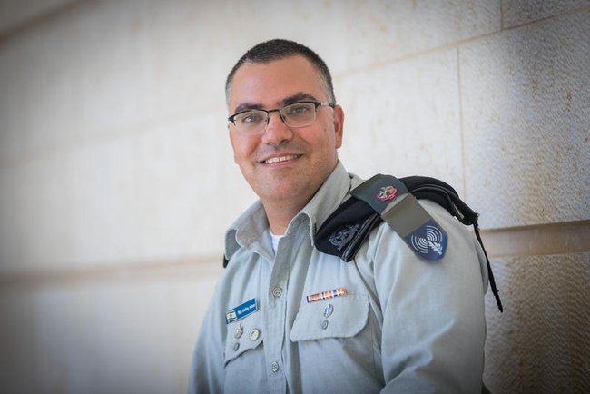 Фотография полковника Авихая Эдраи.