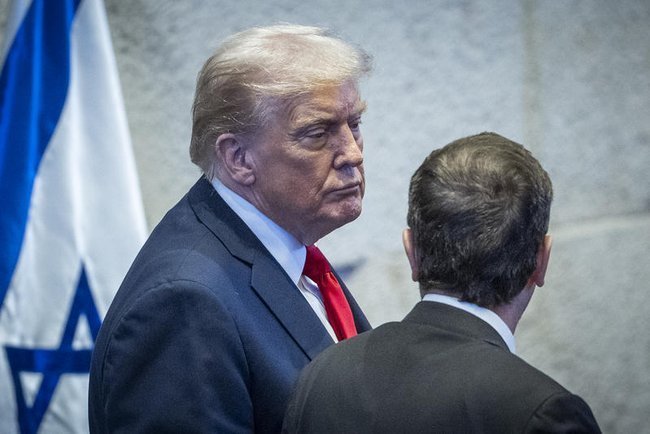 Президенты США и Израиля Дональд Трамп и Ицхак Герцог.