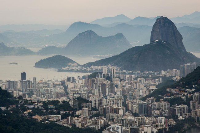 Вид на Рио-де-Жанейро, Бразилия. Гора Сахарная голова
