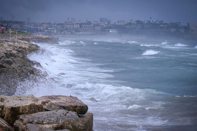 Вид на Яффо во время шторма