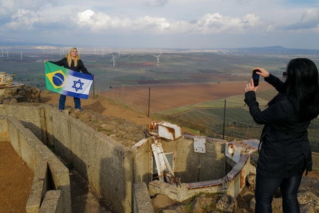 Бразильские туристы на севере Израиля.
