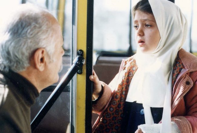 Кадр из фильма «Зеркало» Джафара Панахи