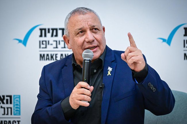 Лидер партии «Яшар» Гади Айзенкот.