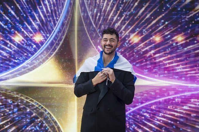 Ноам Беттан после победы в конкурсе «Следующая звезда»