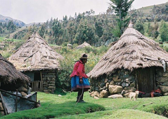 Традиционные хижины индейцев в Перу.