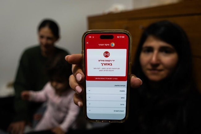 люди в бомбоубежище