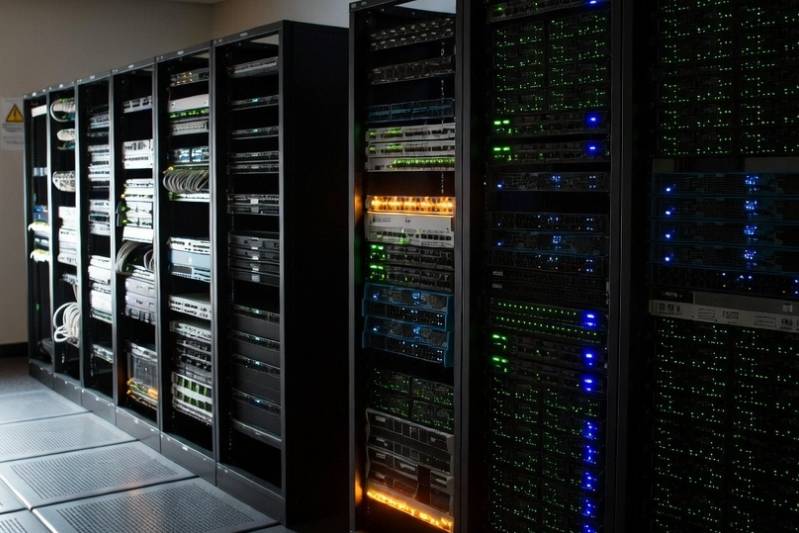 Ряд серверов