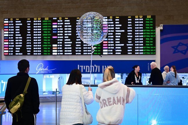 В аэропорту Бен-Гурион в Тель-Авиве