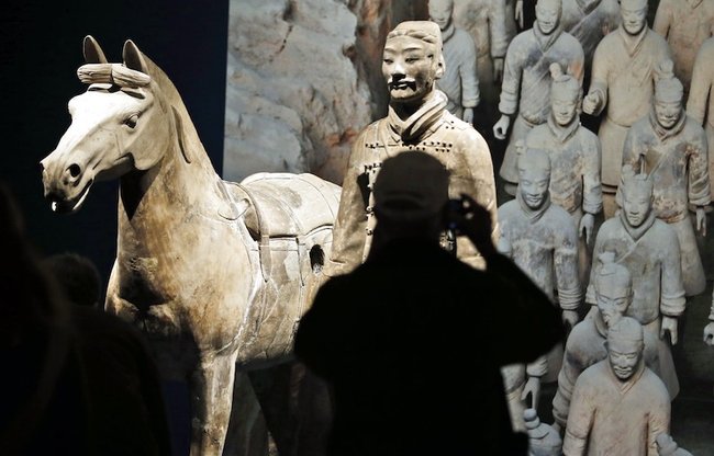 Воины Терракотовой армии на выставке в Музее изобразительных искусств Вирджинии, Ричмонд, США