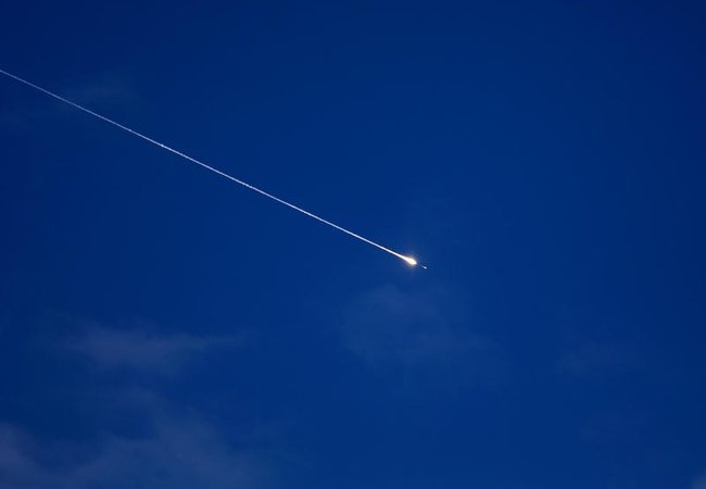 Часть баллистической ракеты, запущенной из Ирана