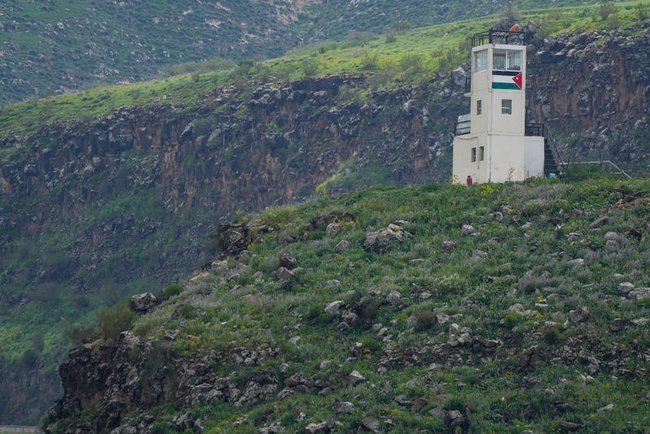 Вид границы Израиля и Иордании.