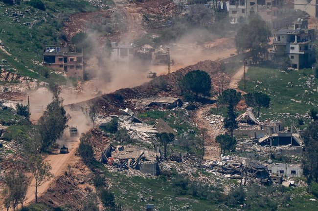 Разрушенные деревни в Южном Ливане
