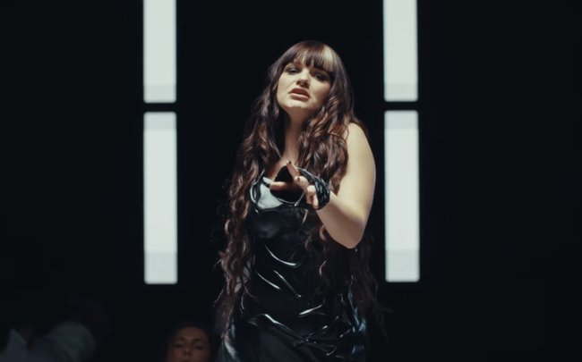 певица Essyla из Бельгии