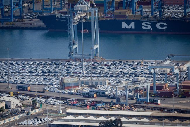 Вид хайфского порта.