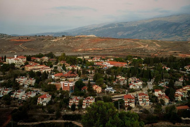 Вид на Метулу — и южные районы Ливана.