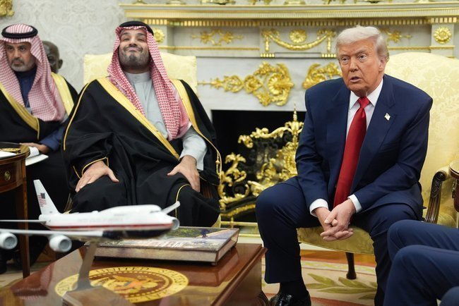 Дональд Трамп и Мохаммед бин Салман в Овальном кабинете Белого дома.