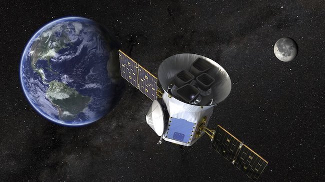 Художественная иллюстрация космического телескопа TESS, который ищет экзопланеты у ближайших звезд