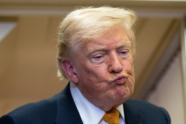 Президент США Дональд Трамп пока не принял решение о начале военной операции против Ирана.