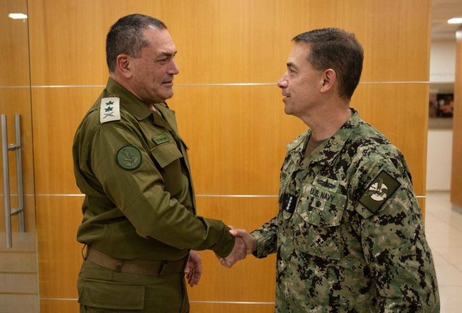 Командующий CENTCOM Брэд Купер и начальник Генштаба ЦАХАЛ Эяль Замир.
