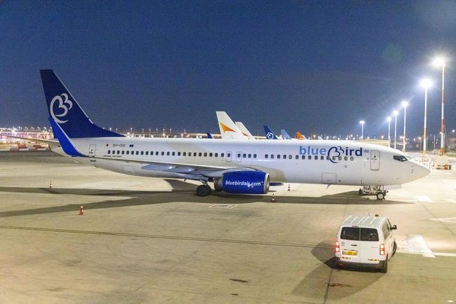 Самолет Blue Bird в аэропорту Бен-Гурион