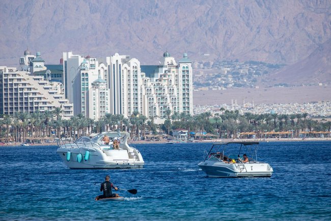 Побережье Красного моря вблизи Эйлата.