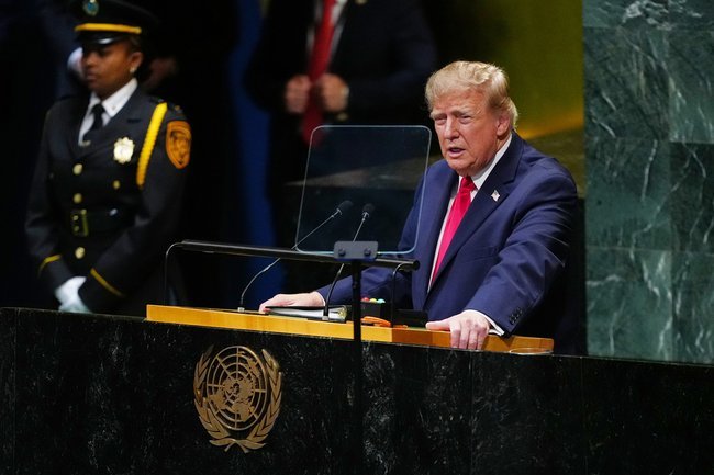 Президент Дональд Трамп выступает перед Генеральной Ассамблеей ООН