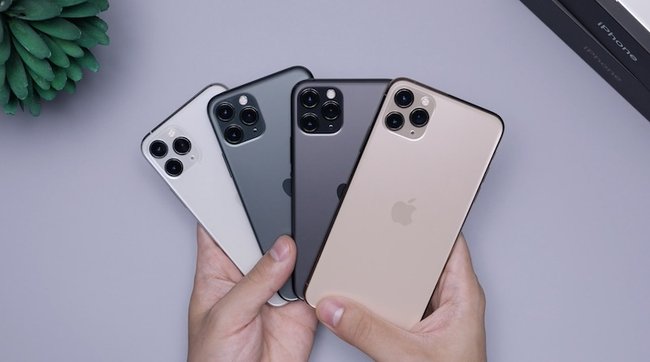 Несколько моделей iPhone