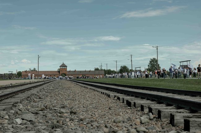 Сегодня — новостное изображение